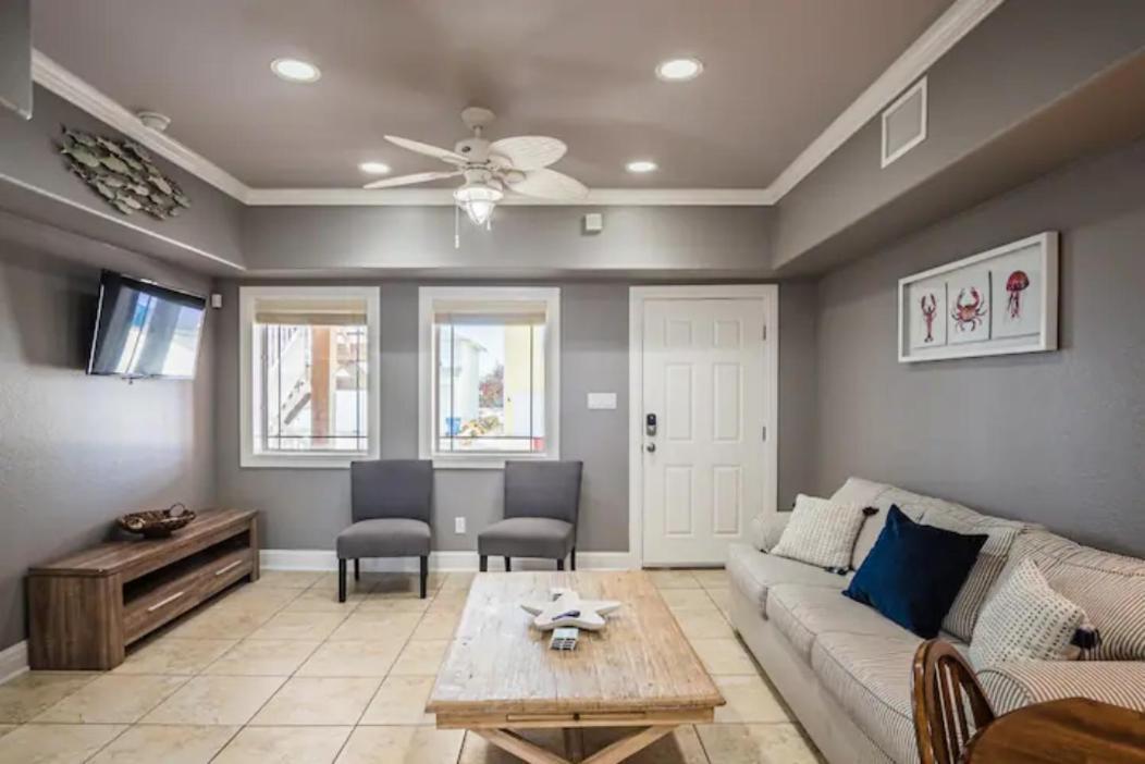 7 Bedroom Home Steps To The Beach With 4 Patios And Pool! Sleeps 20 ميناء أرانساس المظهر الخارجي الصورة