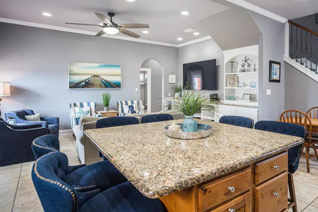 7 Bedroom Home Steps To The Beach With 4 Patios And Pool! Sleeps 20 ميناء أرانساس المظهر الخارجي الصورة